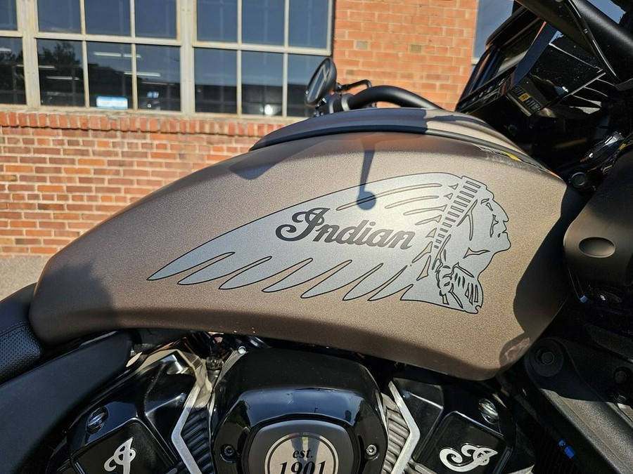 2021 Indian Motorcycle® Challenger Dark Horse®