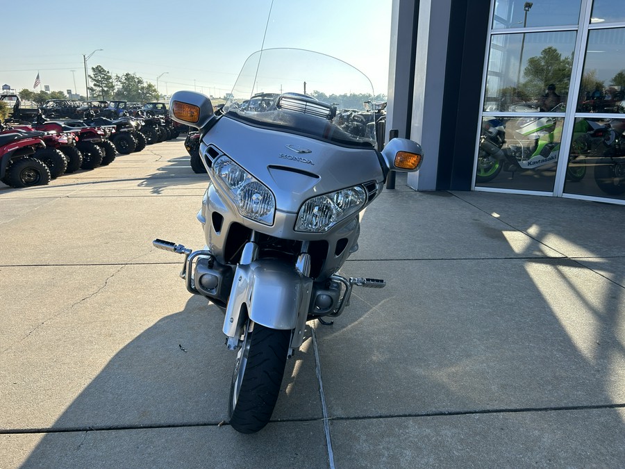 2005 Honda GOLD WING