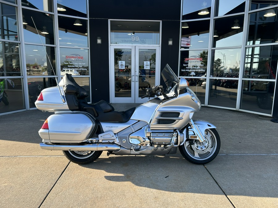 2005 Honda GOLD WING