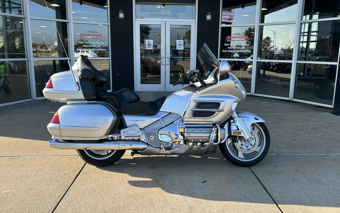 2005 Honda GOLD WING