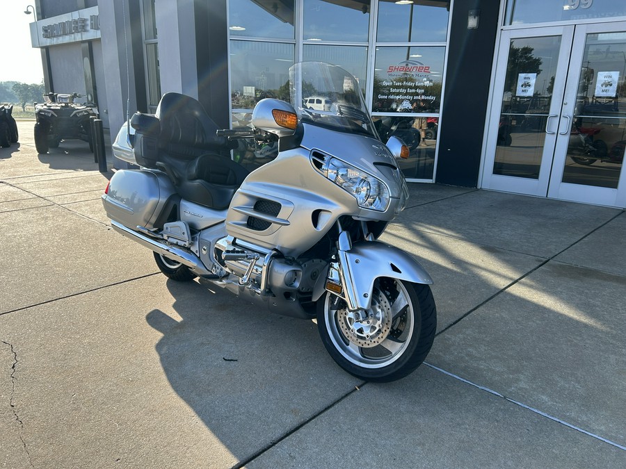 2005 Honda GOLD WING