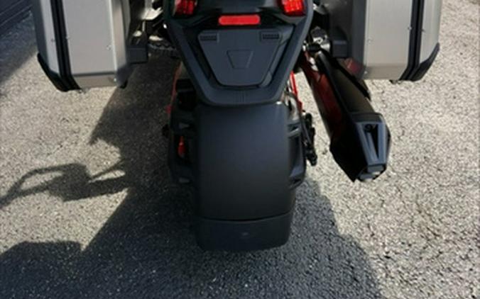2025 Can-Am Canyon? XT