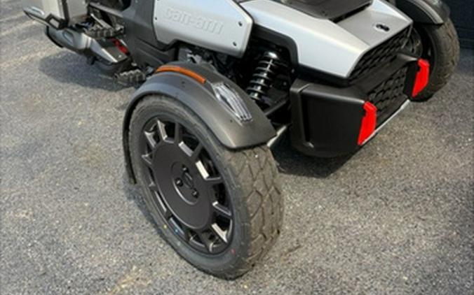 2025 Can-Am Canyon? XT