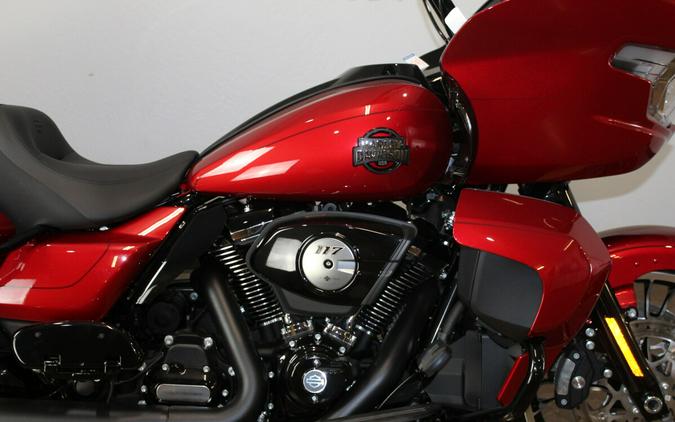 2026 Harley-Davidson® Road Glide Limited Brilliant Red