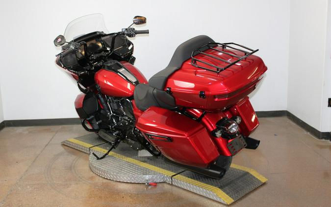 2026 Harley-Davidson® Road Glide Limited Brilliant Red
