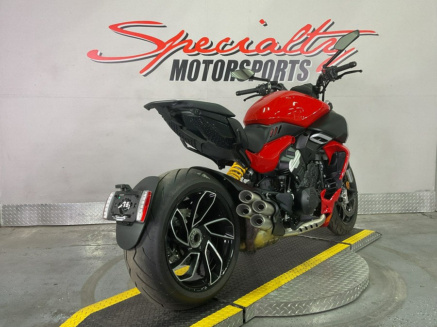 2023 Ducati Diavel V4