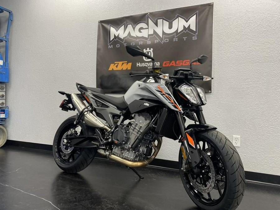 2023 KTM 790 Duke