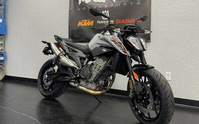 2023 KTM 790 Duke