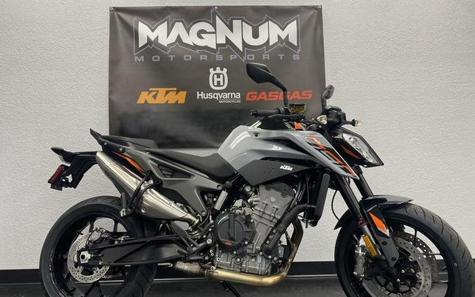 2023 KTM 790 Duke