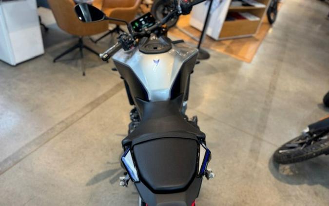 2025 Yamaha MT 09 SP