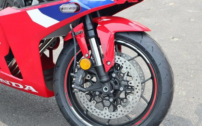 2026 CBR650R E-Clutch - Honda
