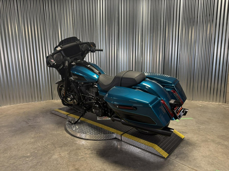 2026 Harley-Davidson Street Glide Teal Thunder / Vivid Black Black Trim