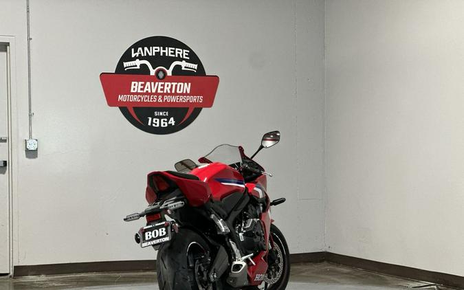 2026 Honda CBR650R E-Clutch