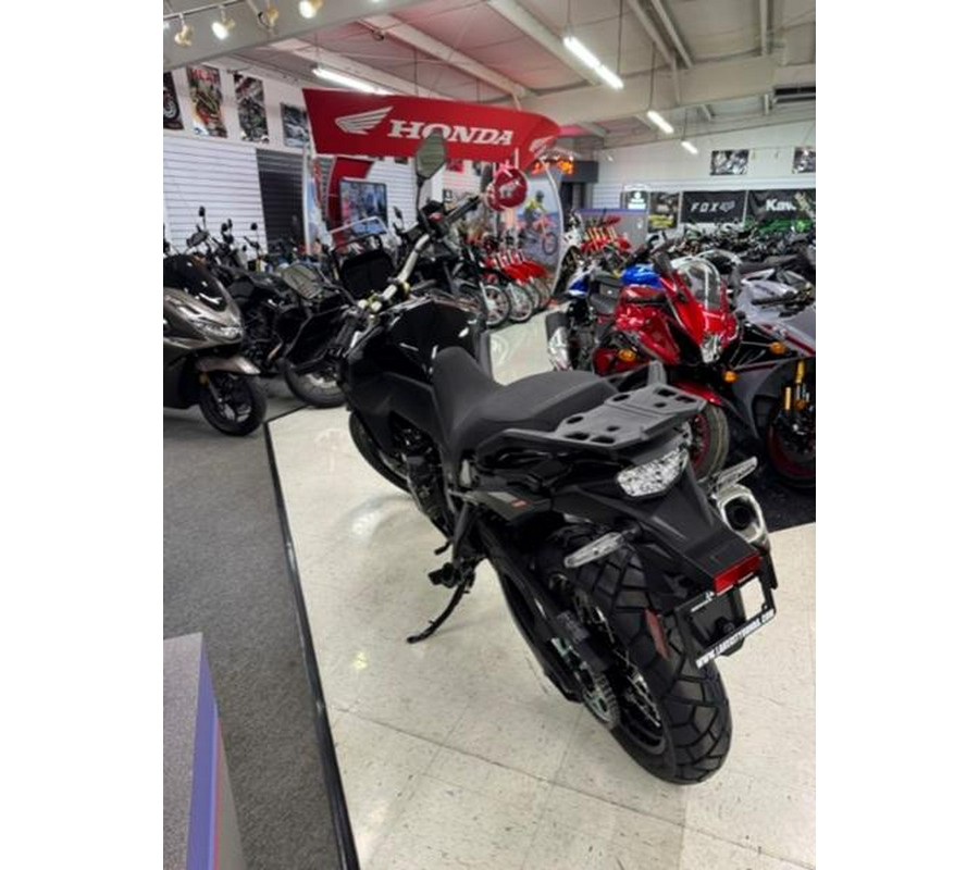 2025 Suzuki V-STROM 800DE
