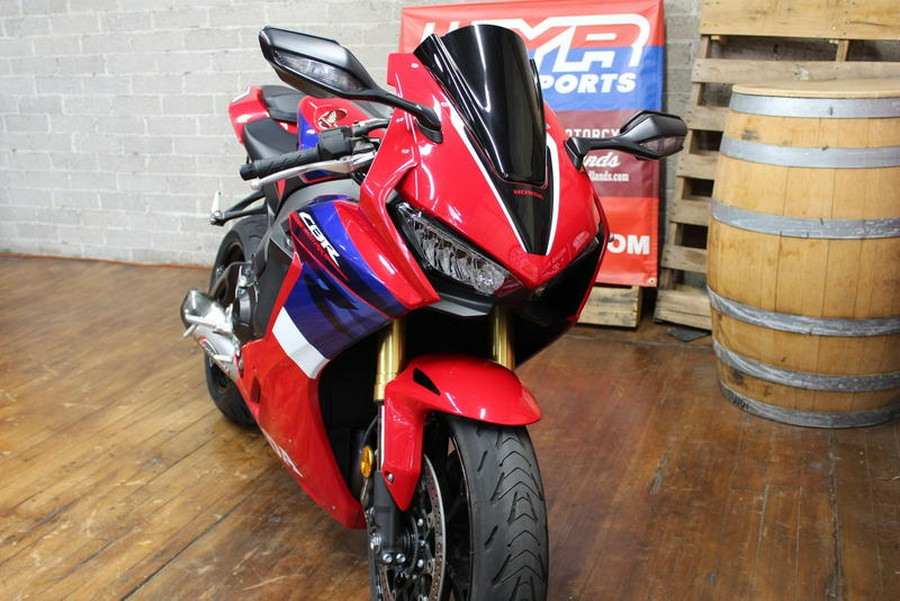 2022 Honda® CBR10RA