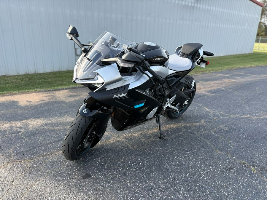 2026 CFMOTO 675SS
