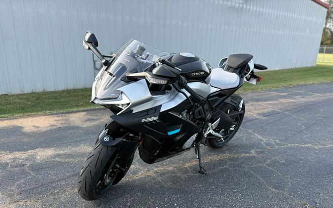 2026 CFMOTO 675SS