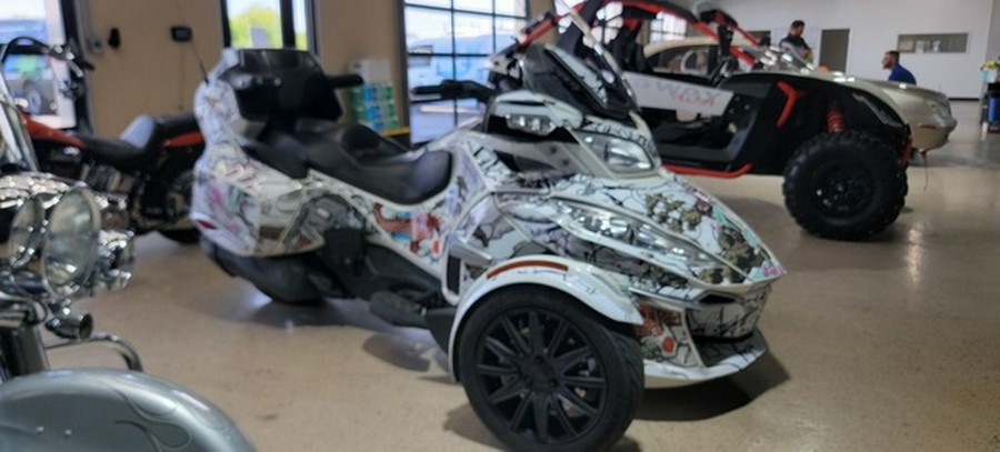 2016 Can-Am Spyder RT 6-Speed Semi-Automatic (SE6)