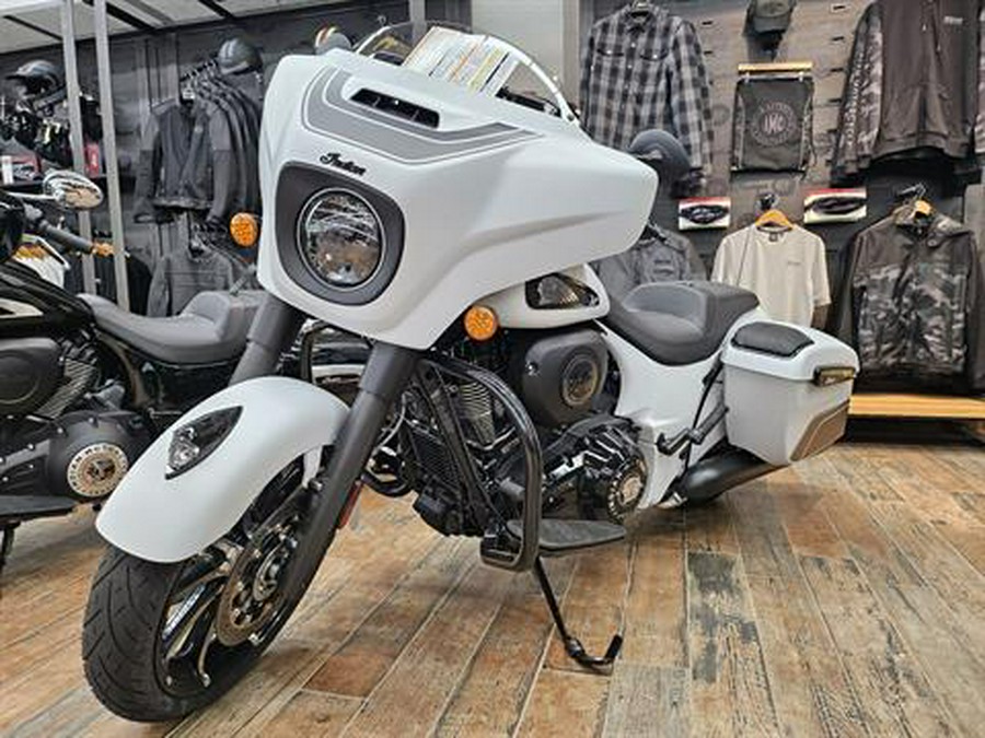 2024 Indian Motorcycle Chieftain® Dark Horse® with PowerBand Audio Package