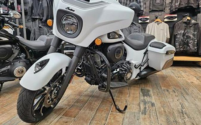 2024 Indian Motorcycle Chieftain® Dark Horse® with PowerBand Audio Package