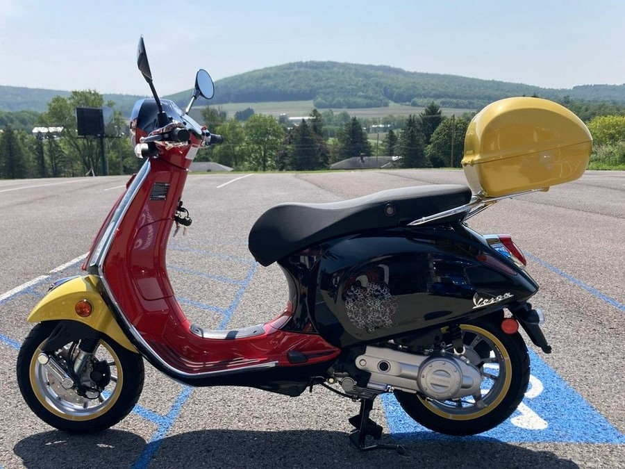 2023 Vespa Primavera 50 Disney Mickey Mouse Edition