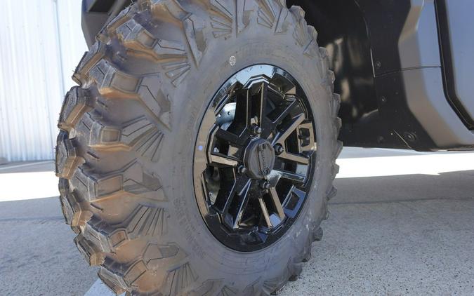 2026 Can-Am Defender MAX Limited HD11