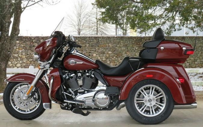 2024 Harley-Davidson® FLHTCUTG - Tri Glide® Ultra