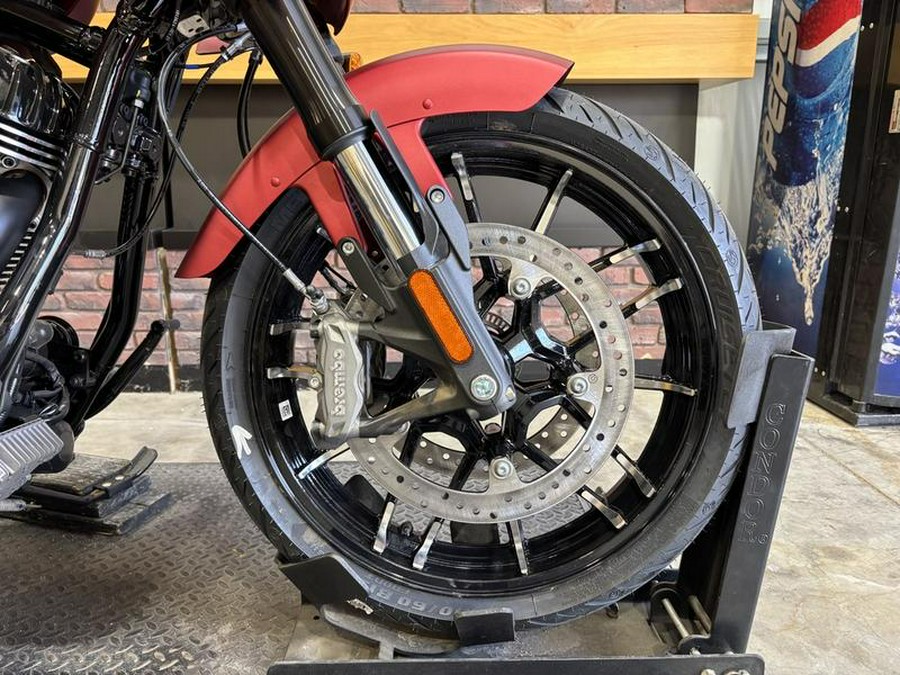 2025 Indian Motorcycle® Sport Chief RT Sunset Red Smoke