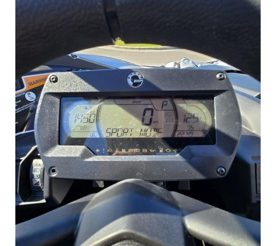 2025 Can-Am® Maverick X3 X mr Turbo RR 72