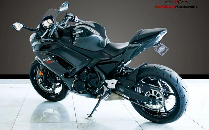 2026 Kawasaki EX650RTFNN Ninja 650