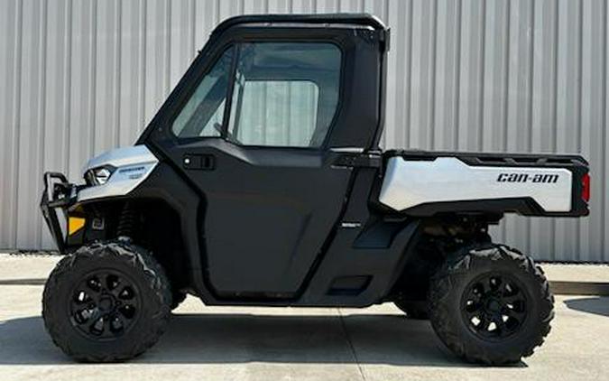 2021 Can-Am Defender Limited HD10