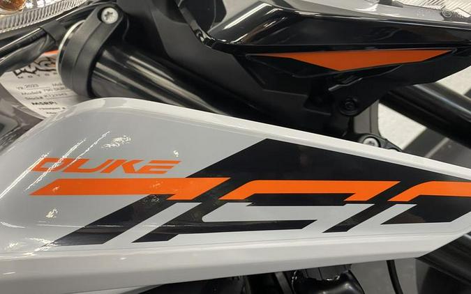 2023 KTM 790 Duke