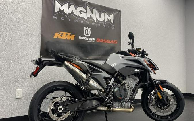 2023 KTM 790 Duke