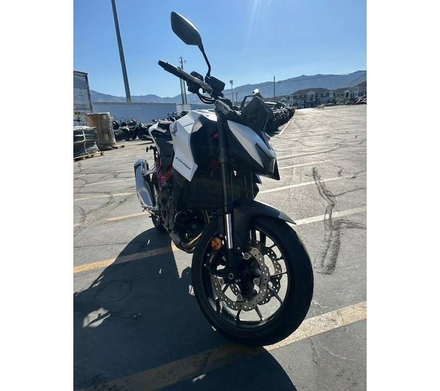 2025 CB750 HORNET Base - Honda