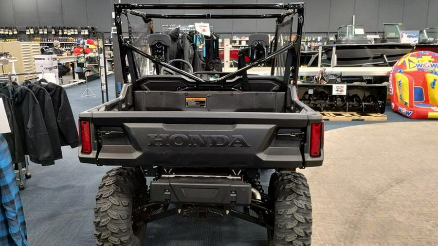 2025 Honda® Pioneer 1000 Deluxe