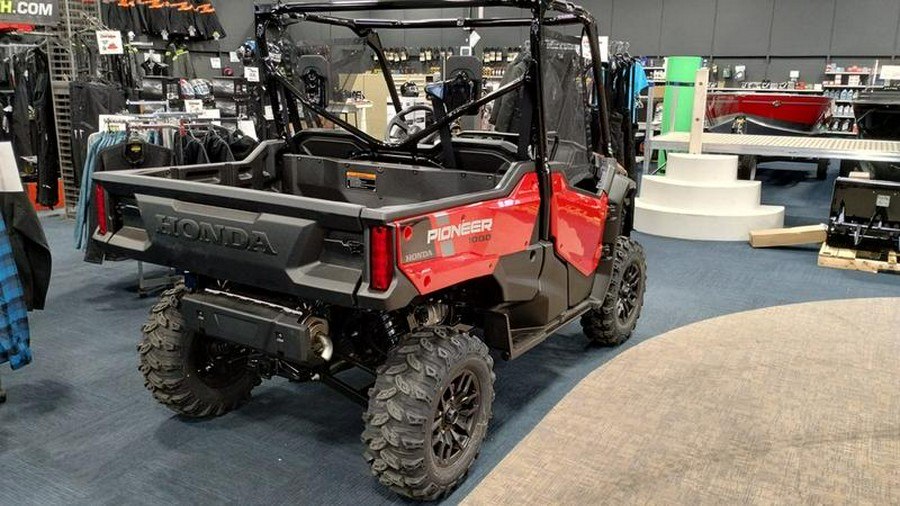 2025 Honda® Pioneer 1000 Deluxe