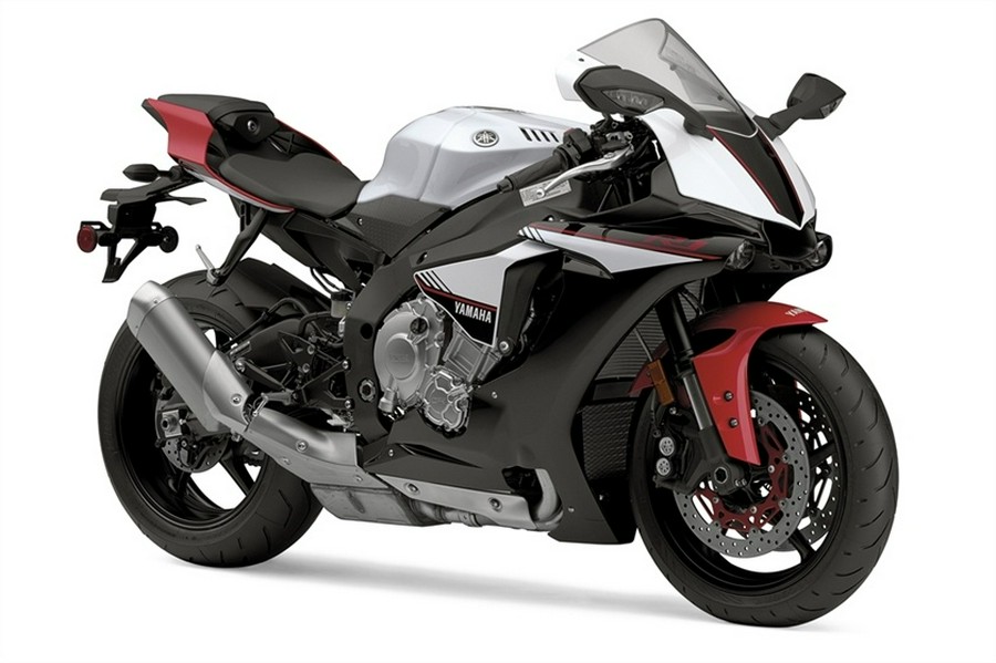 2016 Yamaha Motor Corp., USA YZF-R1S