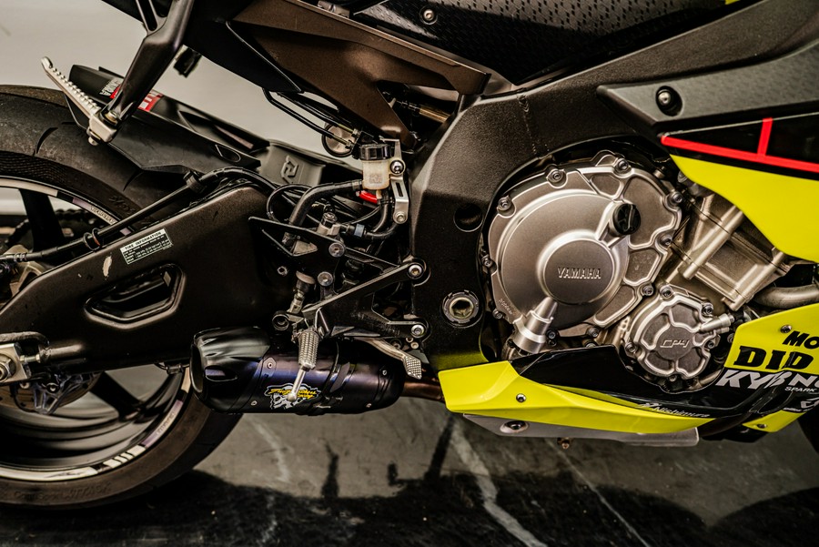 2016 Yamaha Motor Corp., USA YZF-R1S