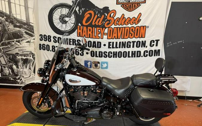 2021 Harley-Davidson® FLHCS - Heritage Classic 114