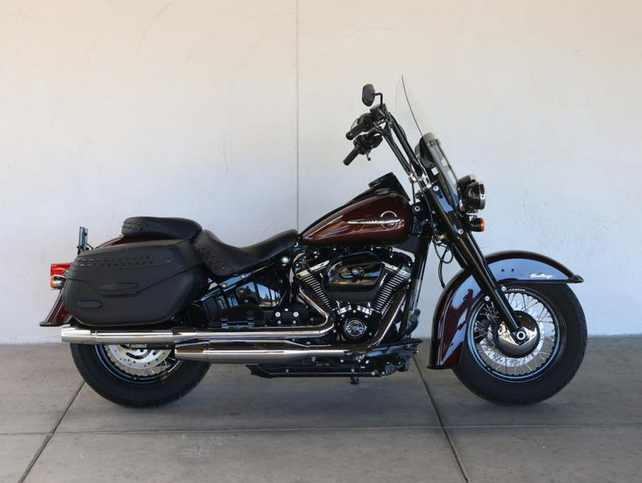 2018 Harley-Davidson® FLHCS - Softail® Heritage Classic 114