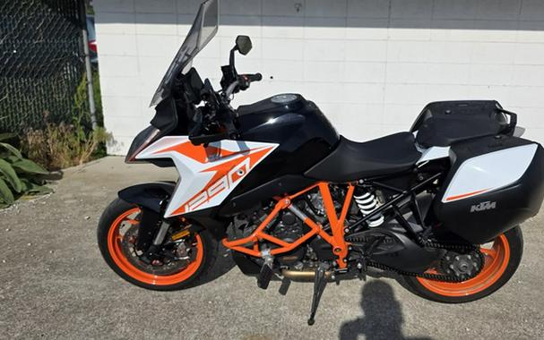 2019 KTM Super Duke 1290 GT