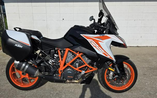 2019 KTM Super Duke 1290 GT