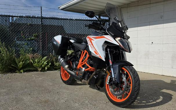 2019 KTM Super Duke 1290 GT