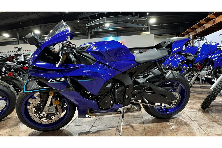 2026 YZF-R1 - Yamaha