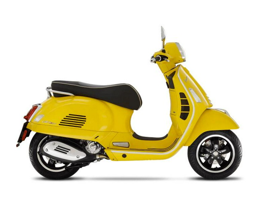 2022 Vespa GTS Super 300