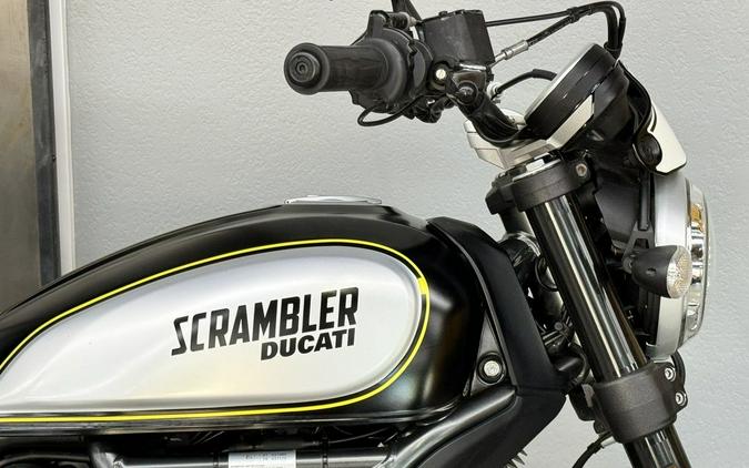 2016 Ducati Scrambler Flat Track Pro