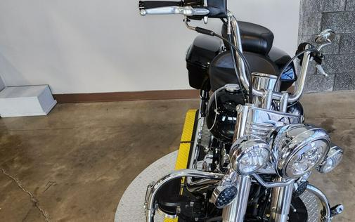 2015 Harley-Davidson® Heritage Softail® Classic FLSTC