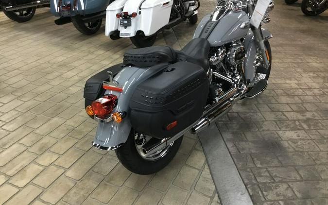 2024 Harley-Davidson Heritage Classic Billiard Gray