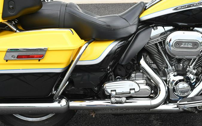 2012 Harley-Davidson® FLHTCUSE7 CVO Ultra Classic Electra Glide