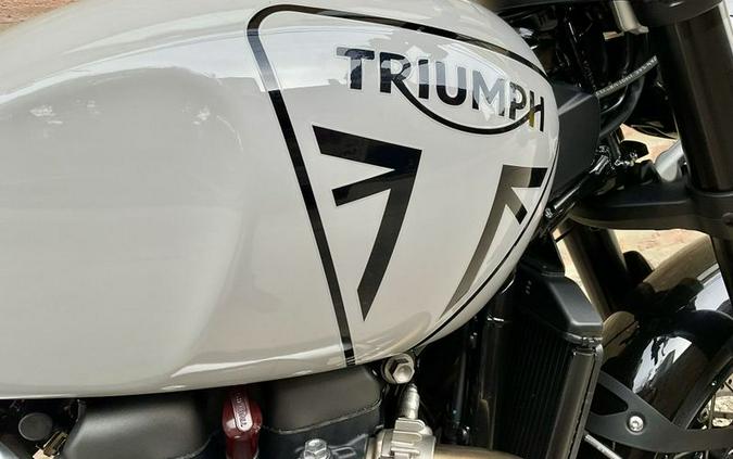 2024 Triumph Scrambler 1200 X